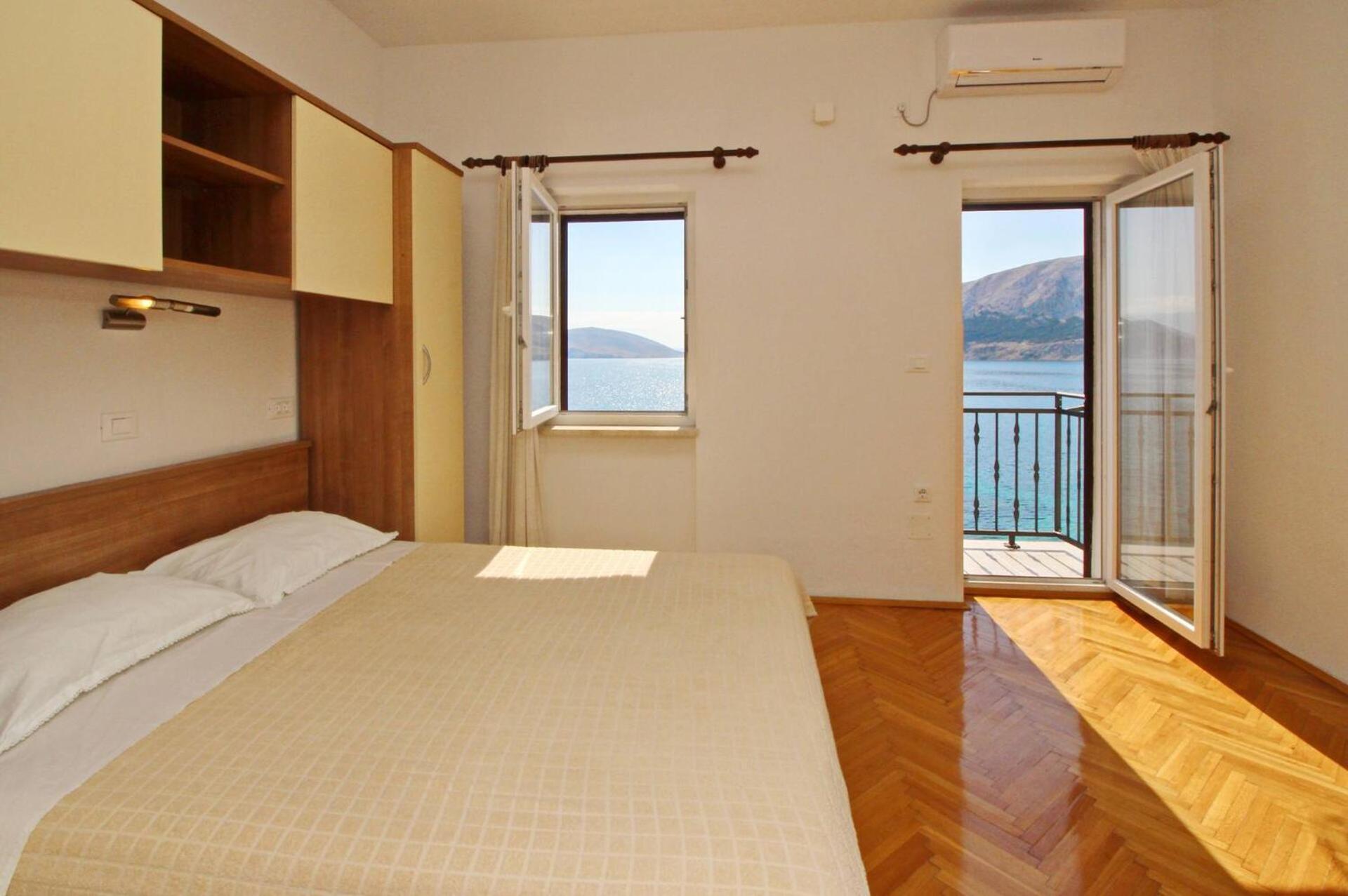 Studio Mihovil Baška Exteriör bild